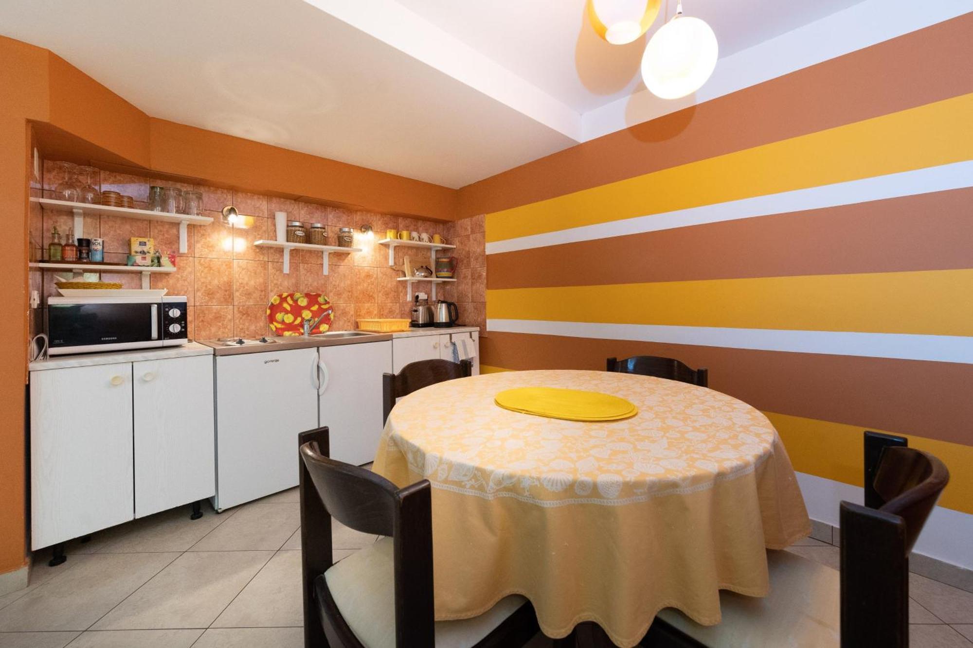 Apartments Mare Mlini Exterior photo